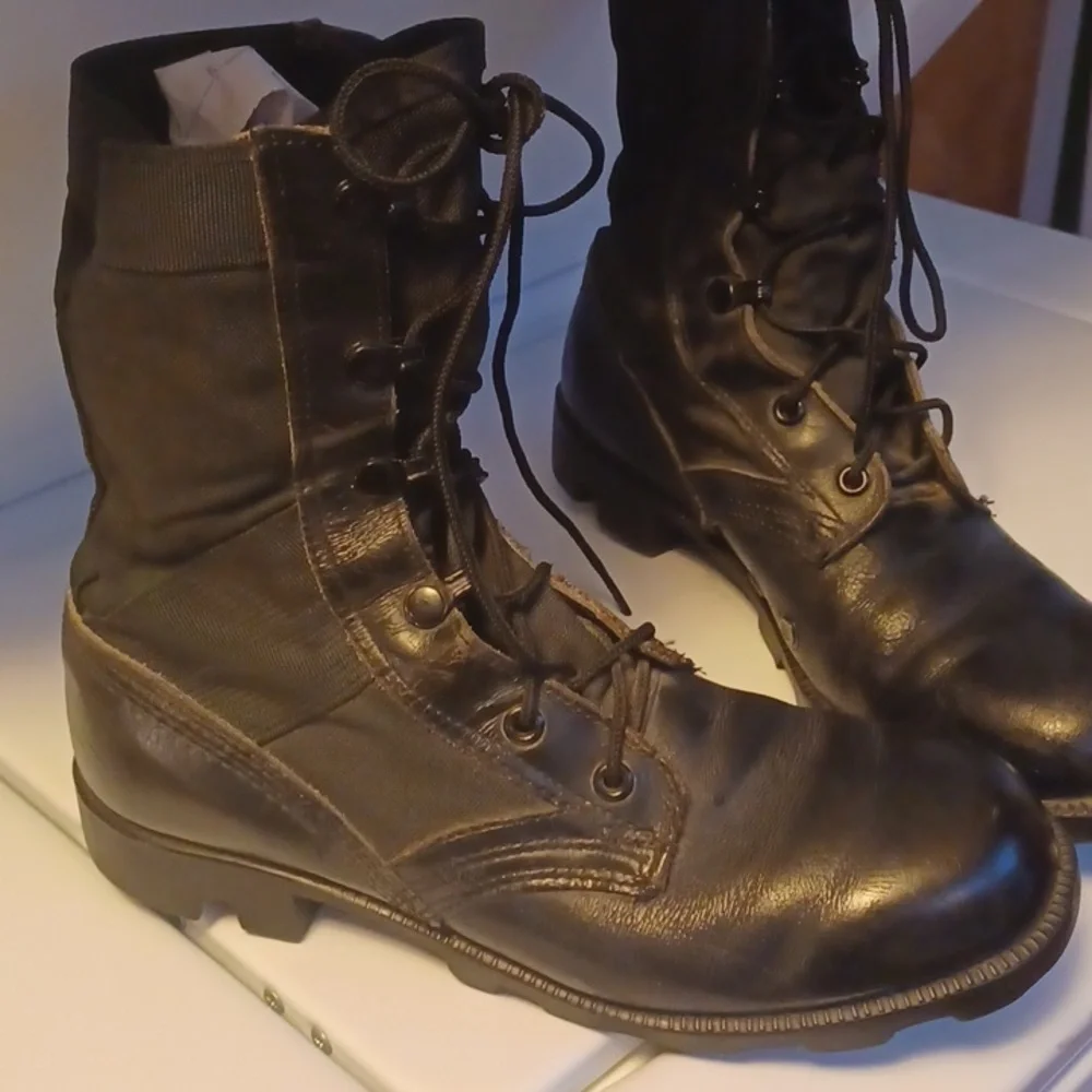 Combat boots black tactical boots men's size 5.5 women's size 7.5 milita…